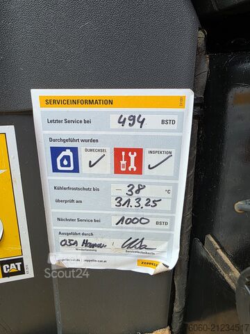 міні-екскаватор Caterpillar 301.8