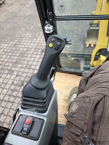 міні-екскаватор Caterpillar 301.8