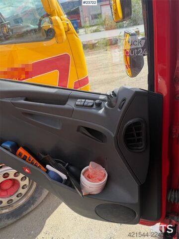 Talteenottoajoneuvo Mercedes-Benz Atego Recovery Truck with Jige Body