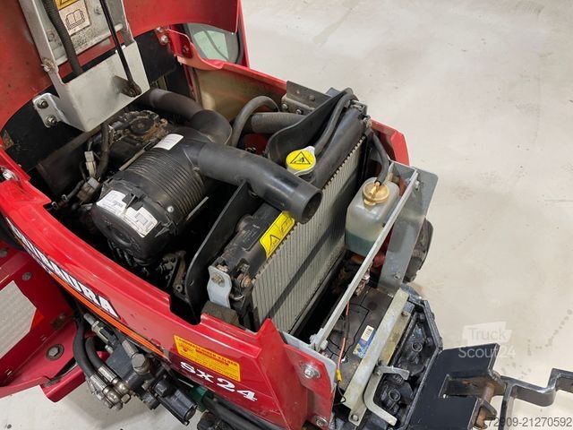 Sonstige SHIBAURA SX24 HST Kommunal Straßenzul. Schlepper Allrad