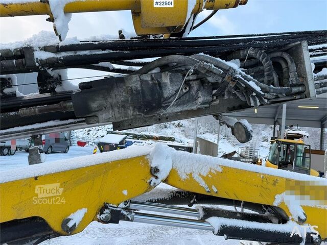 Soil drill Atlas Copco ROC D7-01 drilling rig with a 1840HE hammer and l