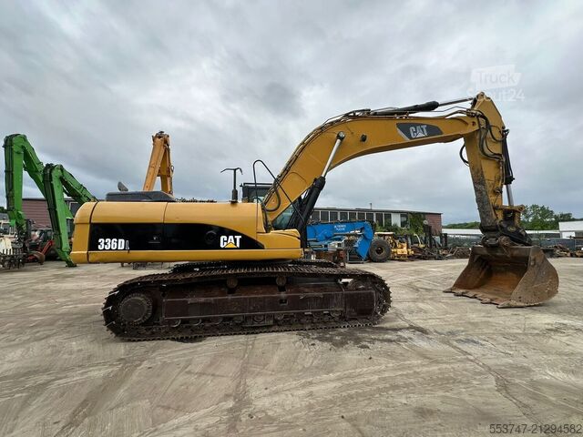 Paletli ekskavatör Caterpillar 336