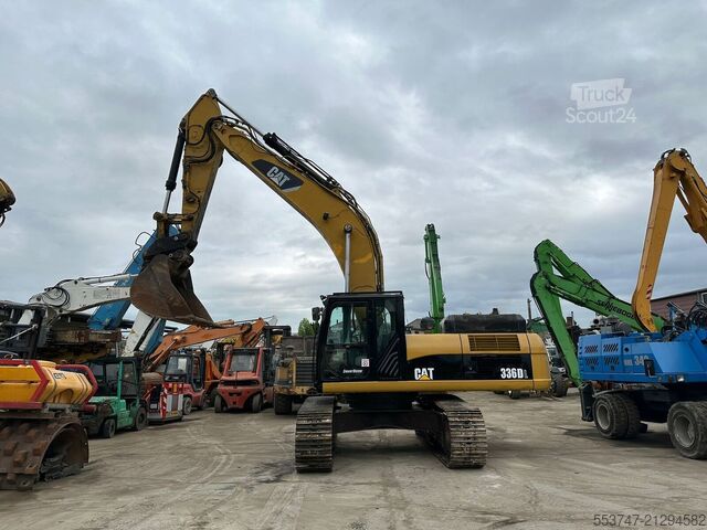 Paletli ekskavatör Caterpillar 336