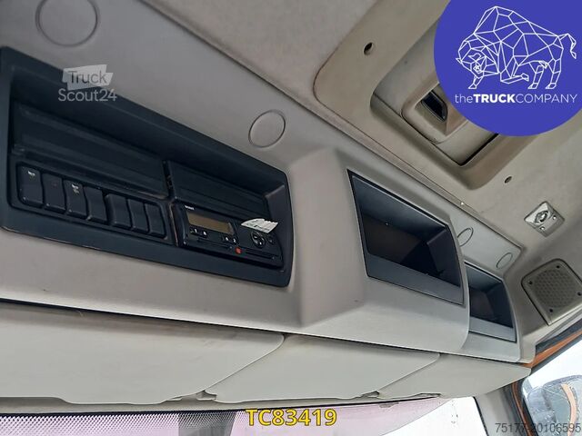 Transport de conteneurs Renault Kerax 370