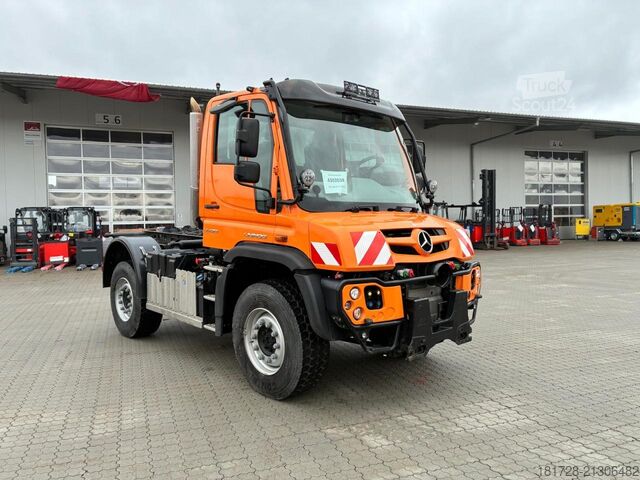 Altul Mercedes-Benz Unimog U 430 mit Leistungshydraulik, EAS