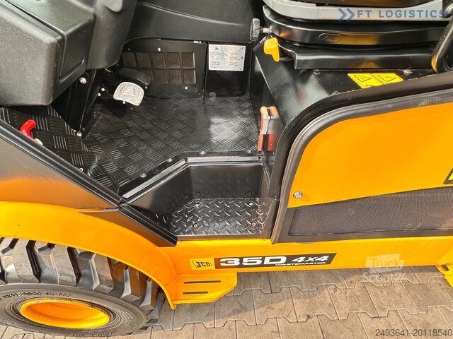 Manipulator telescopic JCBTLT35D / 4X4 / DIESEL / 4100MM / CABI TLT35D / 4X4 / DIESEL / 4100MM / CABIN