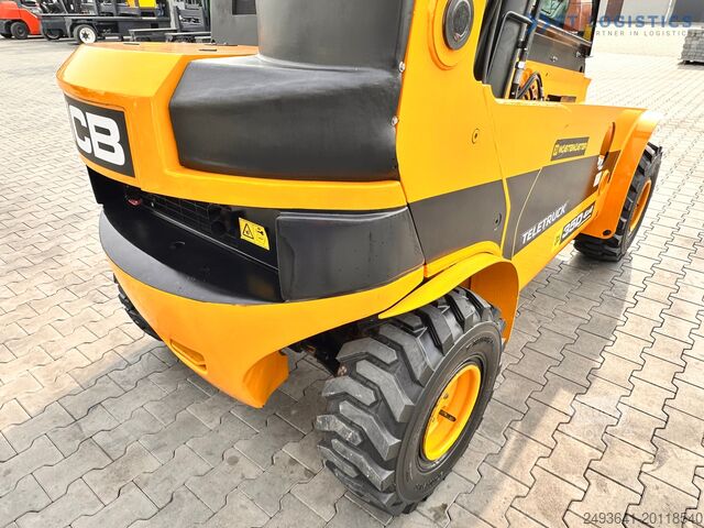 Manipulator telescopic JCBTLT35D / 4X4 / DIESEL / 4100MM / CABI TLT35D / 4X4 / DIESEL / 4100MM / CABIN