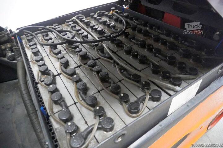 Empilhador Linde E 30/600 HL 387
