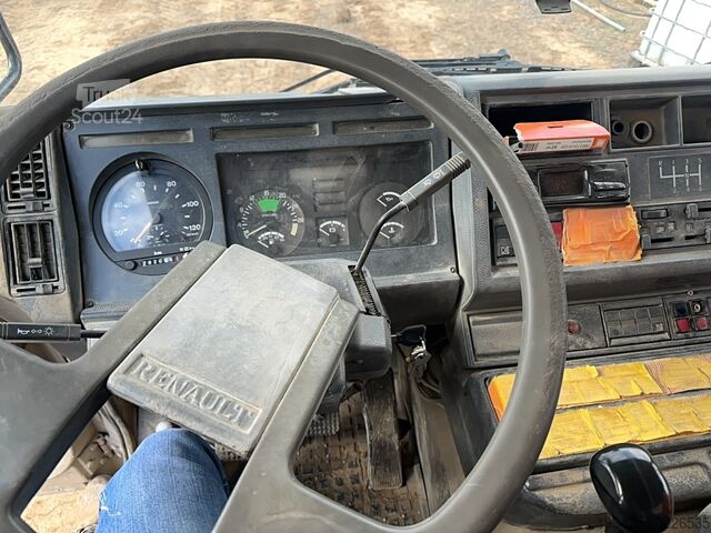Самосвал Renault M180