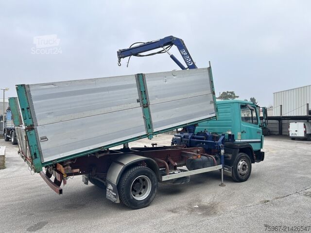 Trevejs tipvogn med kran Mercedes-Benz 1320