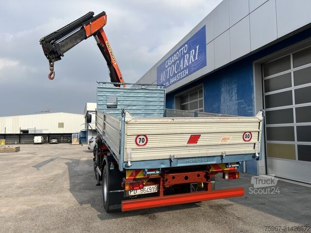 Háromutas billenős teherautó daruval Iveco Eurocargo 150e18