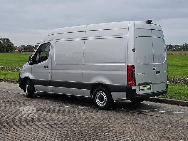 Комби с висок покрив MERCEDES-BENZ SPRINTER 315 L2H2 RWD Mbux Autom!