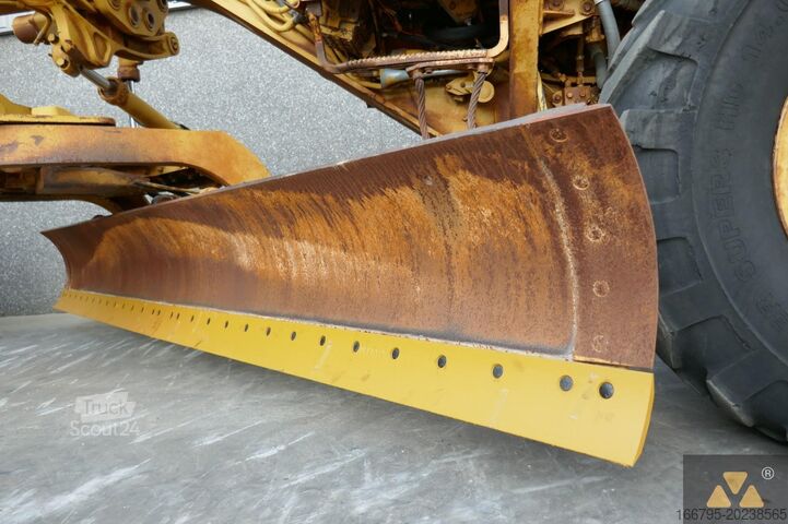 Niveladora Caterpillar 12G