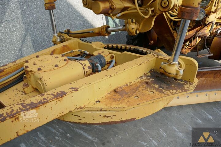 Niveladora Caterpillar 12G