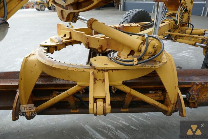 Niveladora Caterpillar 12G