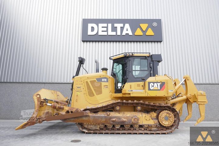Trator de esteira Caterpillar D7E