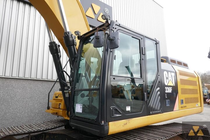 Gosenični bager Caterpillar 336FL