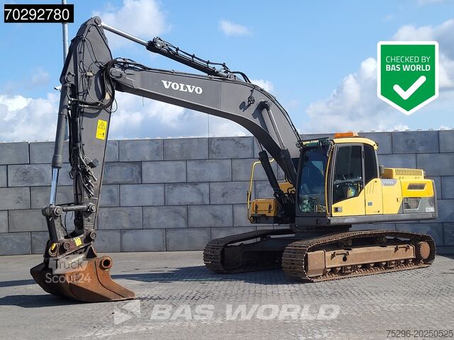 Excavator pe șenile Volvo EC250 D L