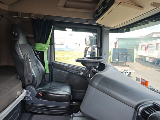 Тягач большого объема SCANIA R450  MEGA Vollverkleidung Standklima