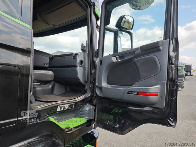Тягач большого объема SCANIA R450  MEGA Vollverkleidung Standklima