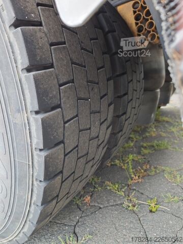 Стандартный седельный тягач SCANIA R450 Vollverkleidung Retarder