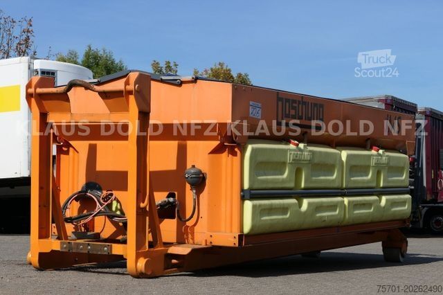 Roll-off tipper truck Boschung Salzstreu Wechselaufbau