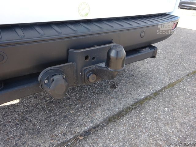 Kamper FORD Nugget 170PS Autm. Aufstelldach Markise AHK ACC