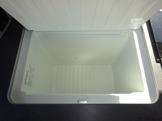 Kamper FORD Nugget 170PS Autm. Aufstelldach Markise AHK ACC