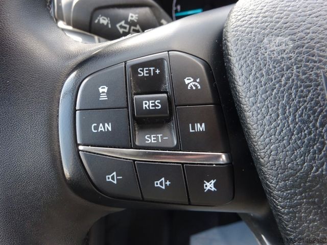 Kamper FORD Nugget 170PS Autm. Aufstelldach Markise AHK ACC