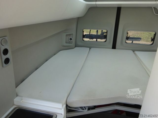 Kemperis VW Grand California Autm. VA 600 LED Markise