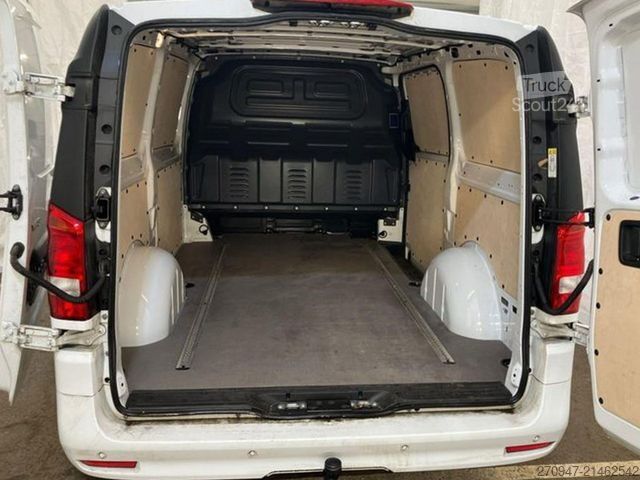 Panelvan MERCEDES-BENZ Vito 116 CDI RWD PRO lang AHK MULTIBEAM LED TEMP