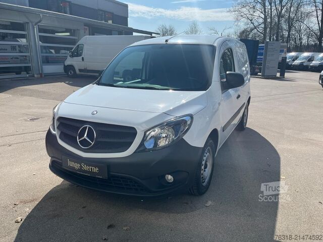 Fourgon tôlé Mercedes-Benz Citan 111 CDI  Lang Werktattausbau 3 Sitzer