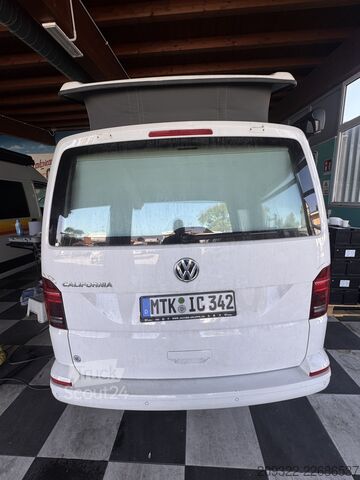  2023 Volkswagen California Ocean | Cambio automatico | Tetto a soffietto