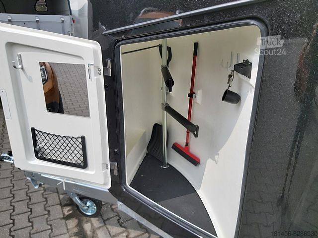 Paardenaanhanger Böckmann Comfort Esprit black Aluboden Sattelkammer 100kmH