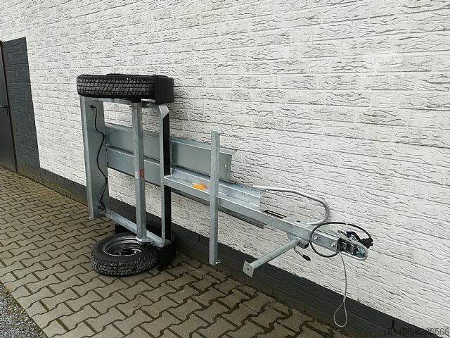 Avtomobilska prikolica Martz 1er Motorradanhänger v trailershop. de hochkant