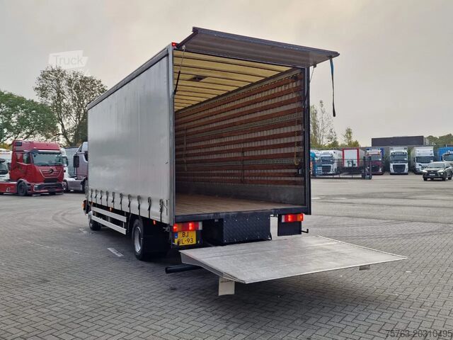 Чемодан MAN TGL 12.220 LL 4x2 Box , loading lift