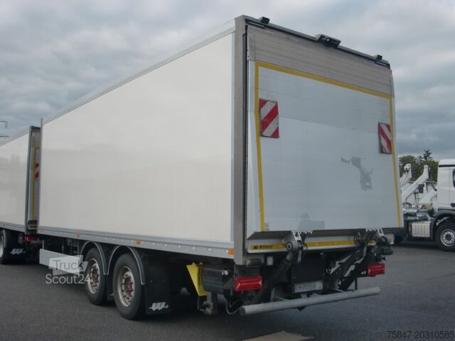 Sunkvežimis su kėbulu Mercedes-Benz Actros 1836 L Komplettzug Durchlader