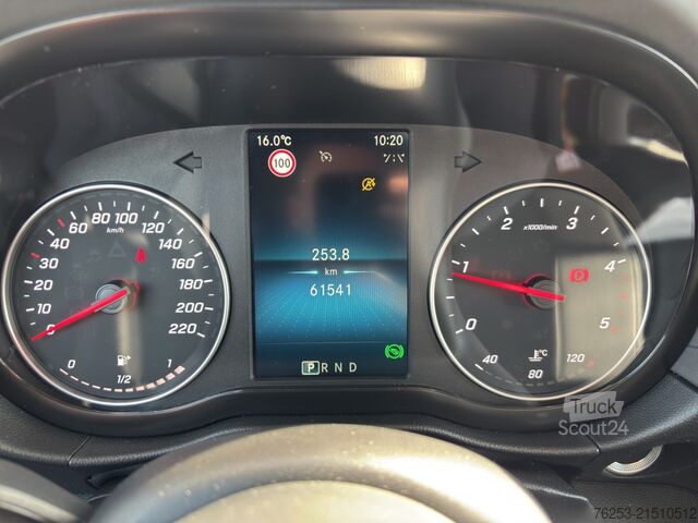 Minibus Mercedes-Benz T 180 d PROGRESSIVE Standard AUT DynLicht Kam.