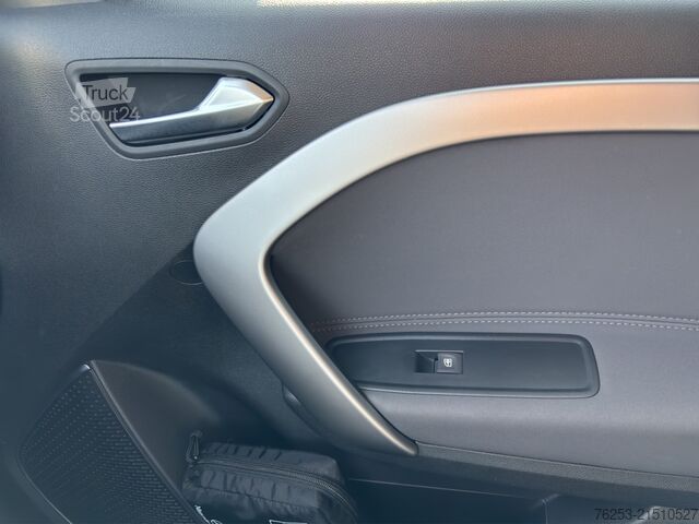 Minibus Mercedes-Benz T 180 d PROGRESSIVE Standard AUT DynLicht Kam.