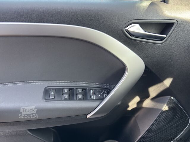 Minibus Mercedes-Benz T 180 d PROGRESSIVE Standard AUT DynLicht Kam.