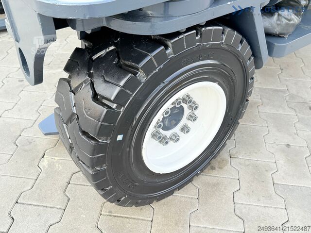 Carrello elevatore a 4 vie Combilift C3000XL / GAS / DUPLEX 3200 / FREE LIFT