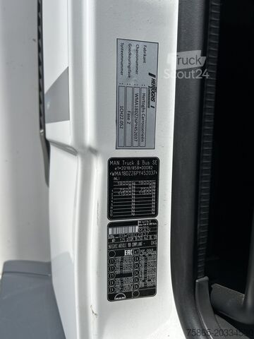 Gekoeld/bevroren transport Man TGM 18.250 / Carrier Koeler -30 gr / Chereau Fr...