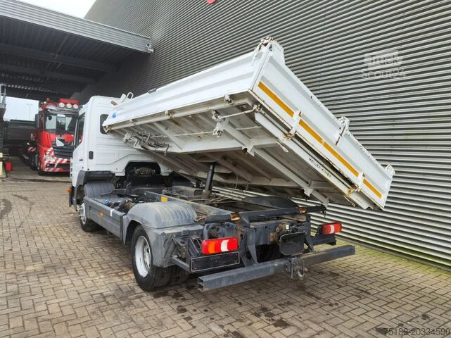3-zijdige kipper Mercedes-Benz Atego 823 4x2 Meiller 3 Seitenkipper