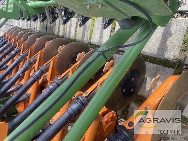 Sejačka Amazone KE 302/AD 302