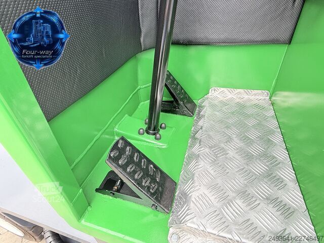 Wózek widłowy czterokierunkowy Combilift C4000 GAS DUPLEX 4050MM FULL CABIN