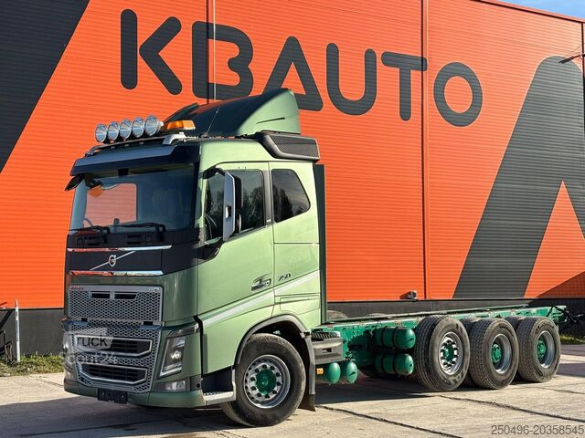 Кабіна шасі Volvo FH 16 750 8x4/4 PTO / CHASSIS L=7617 mm