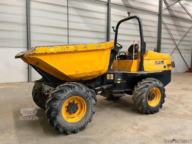 Véhicule à benne JCB 6 TST