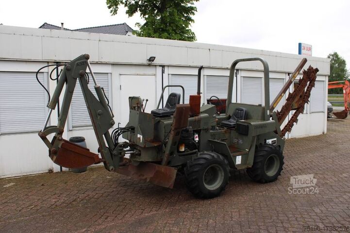 Trencher Ditch Witch 3210