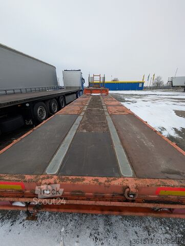 Tieflader-Sattelauflieger Möslein STR3