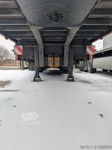 Tieflader-Sattelauflieger Möslein STR3